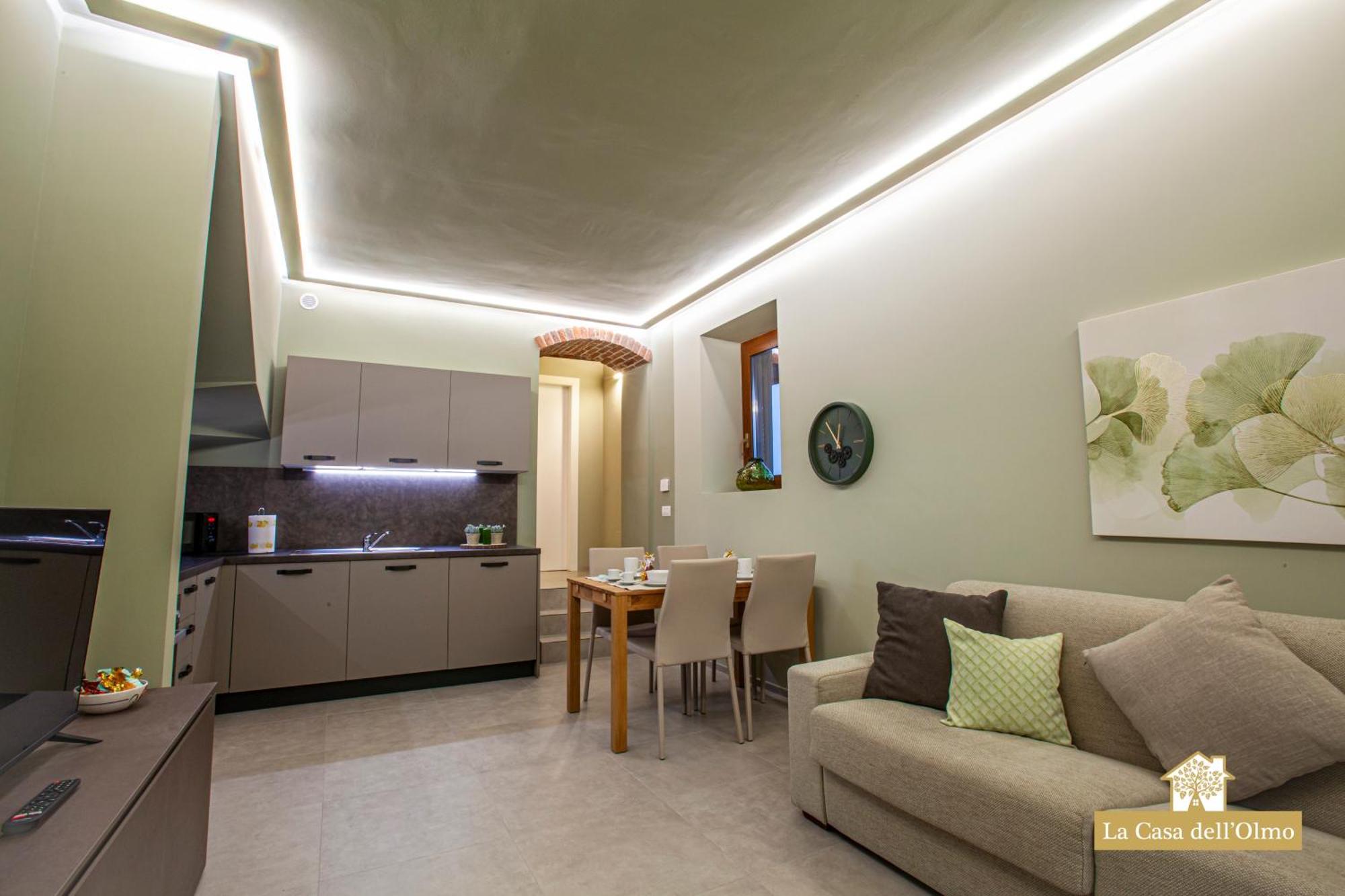 La Casa Dell'Olmo - Suite Apartment Cuneo Ngoại thất bức ảnh