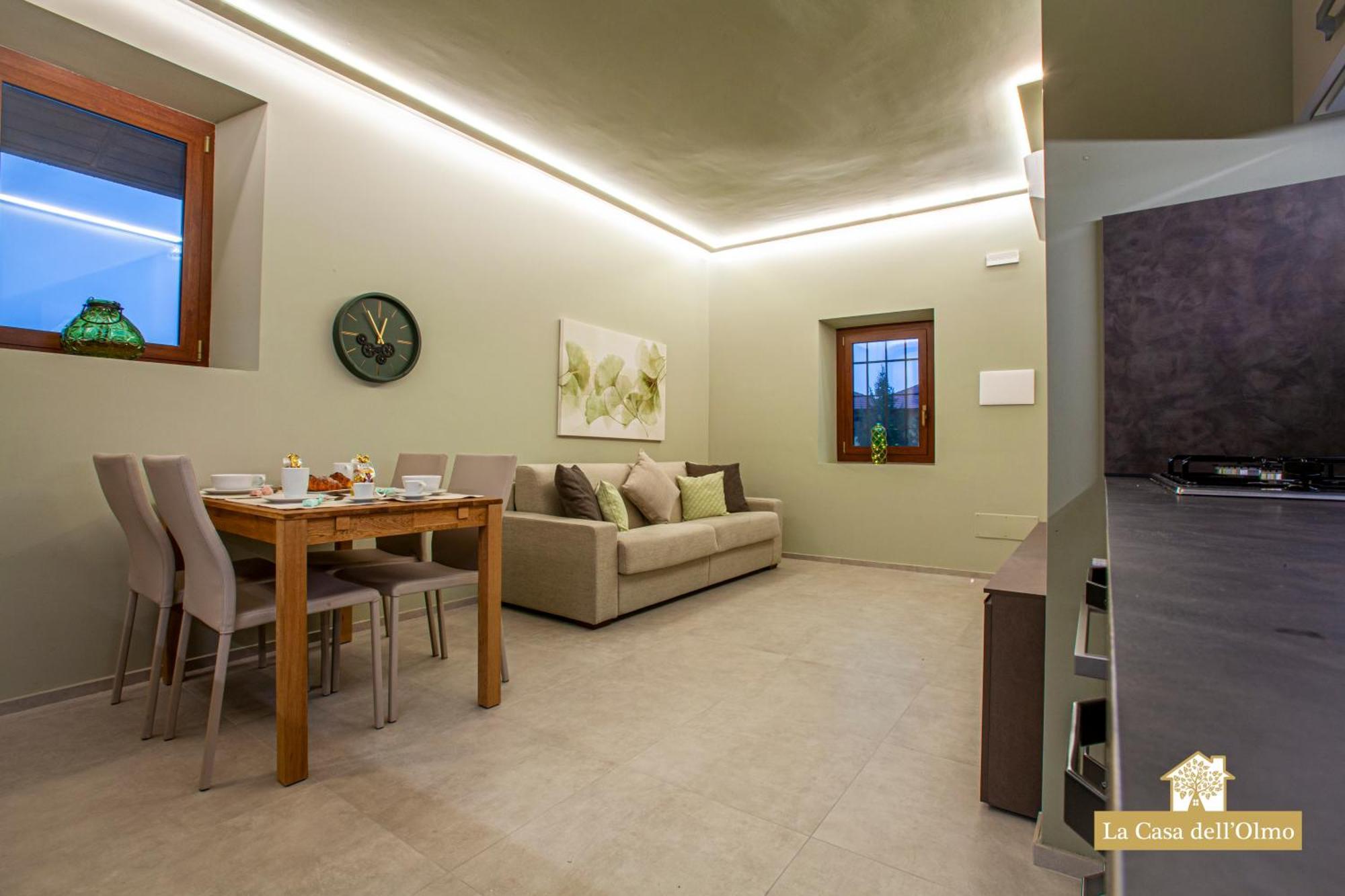 La Casa Dell'Olmo - Suite Apartment Cuneo Ngoại thất bức ảnh