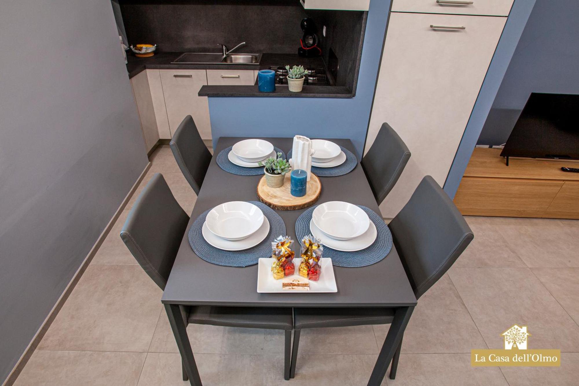 La Casa Dell'Olmo - Suite Apartment Cuneo Ngoại thất bức ảnh